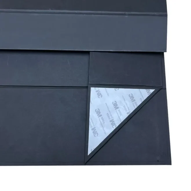 luxury apparel packaging