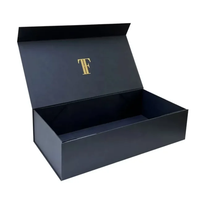 luxury clothing packaging