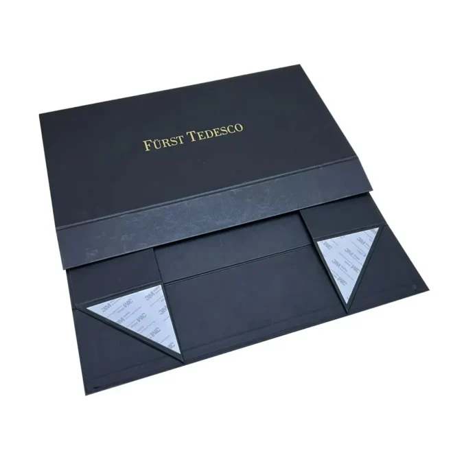 luxury packaging for clothing
